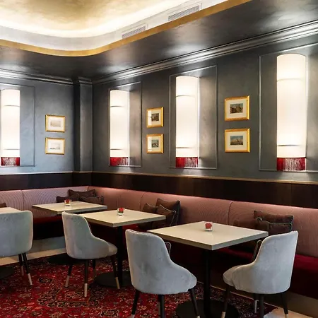 Radisson Collection Hotel, Palazzo Nani فندق البندقية