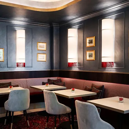 Radisson Collection Hotel, Palazzo Nani فندق البندقية