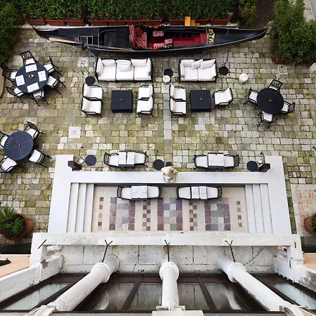 Radisson Collection Hotel, Palazzo Nani 5*