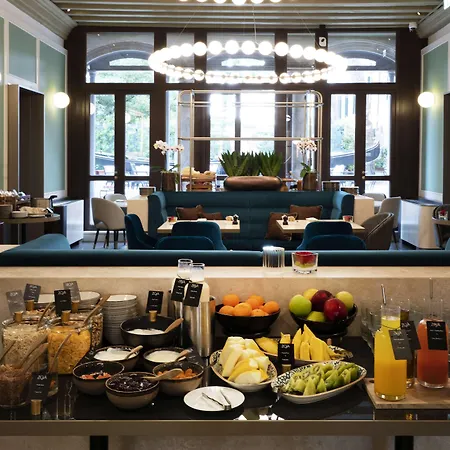 Radisson Collection Hotel, Palazzo Nani 5* البندقية