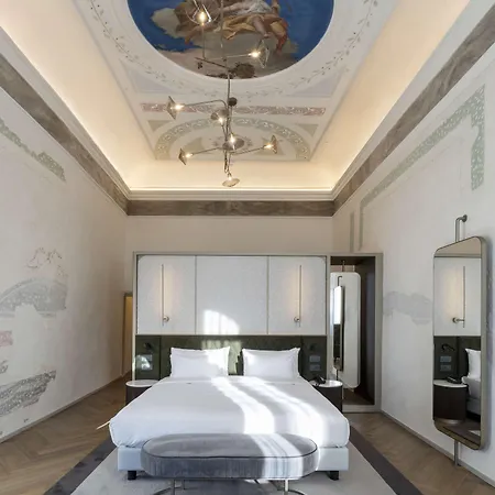 Radisson Collection Hotel, Palazzo Nani 5* البندقية