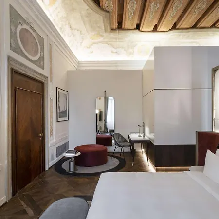 Radisson Collection Hotel, Palazzo Nani البندقية