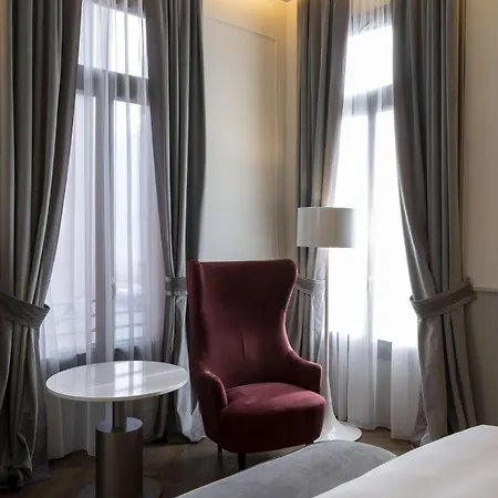 Radisson Collection Hotel, Palazzo Nani فندق البندقية