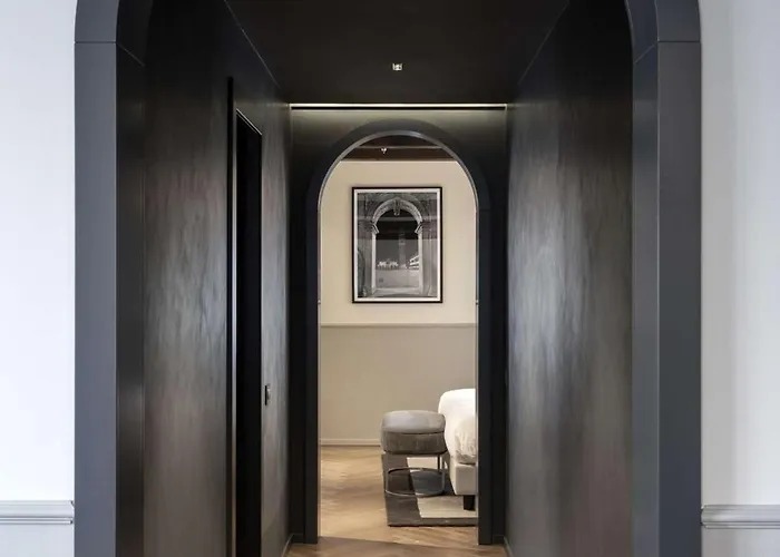 Radisson Collection Hotel, Palazzo Nani 酒店 5*