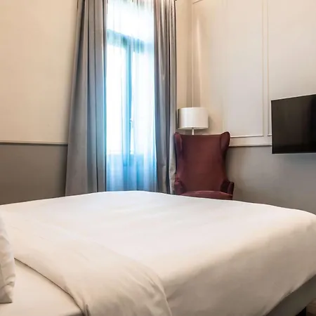 Radisson Collection Hotel, Palazzo Nani מלון 5*