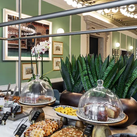 Radisson Collection Hotel, Palazzo Nani 5*