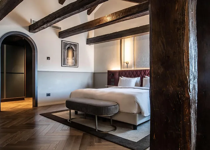 Radisson Collection Hotel, Palazzo Nani 5* Venetië