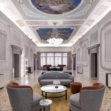 Radisson Collection Hotel, Palazzo Nani 5* 베니스