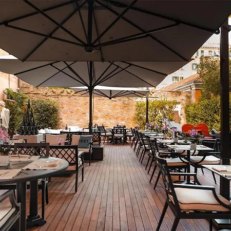 Radisson Collection Hotel, Palazzo Nani 5*