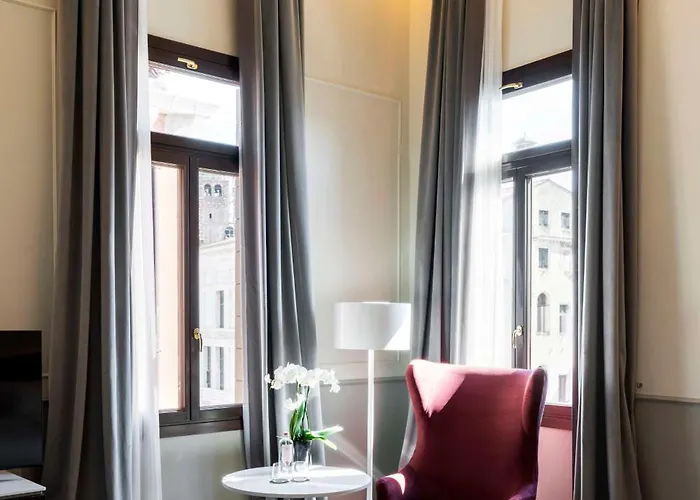 Radisson Collection Hotel, Palazzo Nani 호텔 베니스