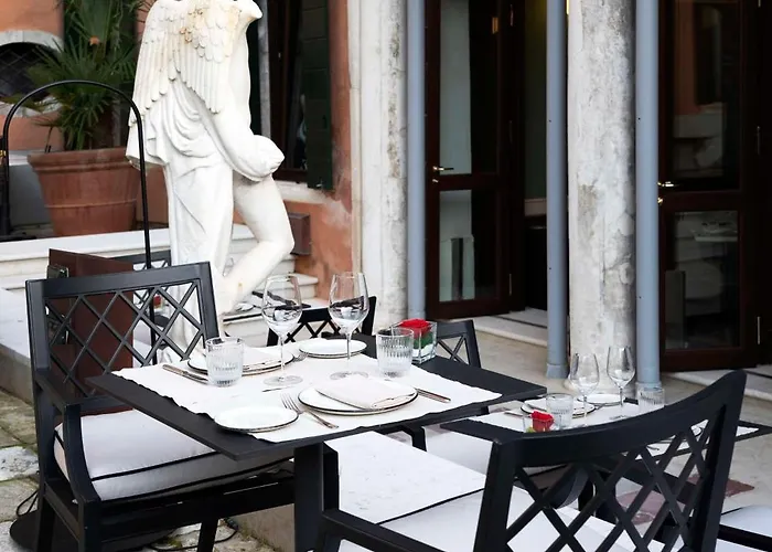 Radisson Collection Hotel, Palazzo Nani Hotel 5*