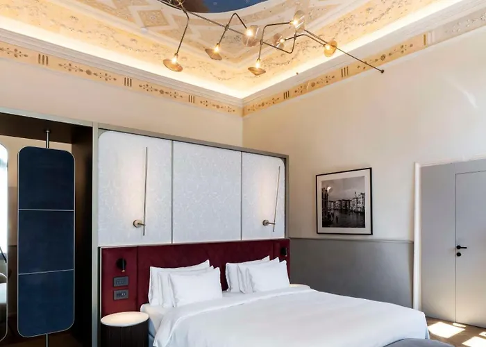 Radisson Collection Hotel, Palazzo Nani Venecia