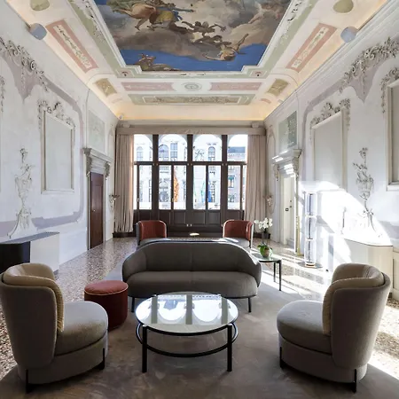 Radisson Collection Hotel, Palazzo Nani 5* 威尼斯